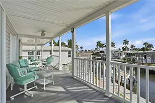 11291 Azalea Ln, Fort Myers Beach, FL 33931 - Photo 4