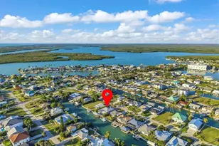 128 San Salvador St, Naples, FL 34113 - Photo 2