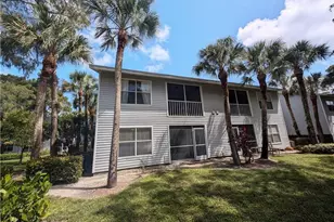 1915 Courtyard Way S, Naples, FL 34112 - Photo 6