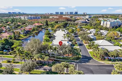 1331 Old Oak Ln, Naples, FL 34110 - Photo 6