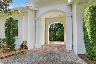 4810 Sycamore Dr, Naples, FL 34119 - Photo 12