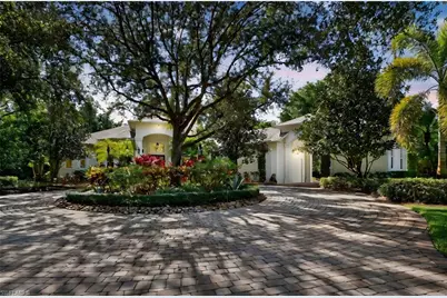 4810 Sycamore Dr, Naples, FL 34119 - Photo 8