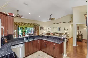 478 Countryside Dr, Naples, FL 34104 - Photo 16