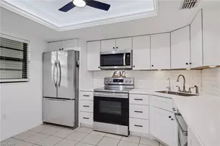 9395 Pennsylvania Ave, Bonita Springs, FL 34135 - Photo 8