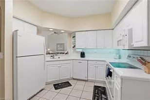 960 Partridge Cir, Naples, FL 34104 - Photo 18