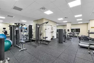 6101 Pelican Bay Blvd, Naples, FL 34108 - Photo 30