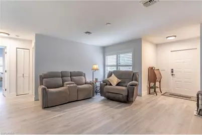 2237 River Reach Dr, Naples, FL 34104 - Photo 4