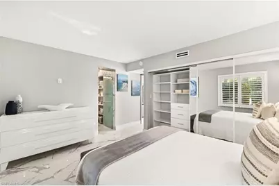 980 7th Ave S #109, Naples, FL 34102 - Photo 10