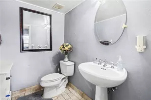 180 Cypress Way E, Naples, FL 34110 - Photo 12