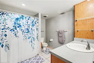 180 Cypress Way E, Naples, FL 34110 - Photo 20