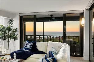 11 Bluebill Ave, Naples, FL 34108 - Photo 10