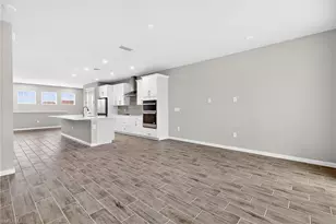 4646 Arboretum Cir, Naples, FL 34112 - Photo 10