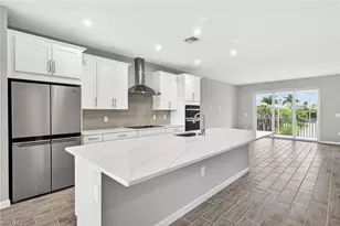 4646 Arboretum Cir, Naples, FL 34112 - Photo 4