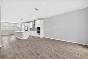 4596 Arboretum, Naples, FL 34112 - Photo 10