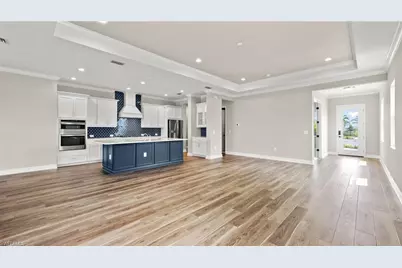 4292 Pegasus Dr, Naples, FL 34120 - Photo 10