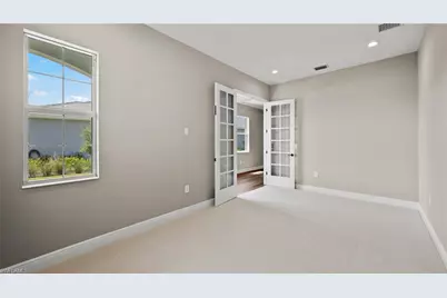 4292 Pegasus Dr, Naples, FL 34120 - Photo 8