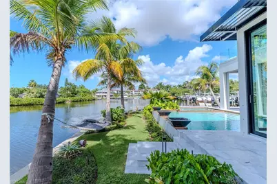 1100 Sandpiper St, Naples, FL 34102 - Photo 8