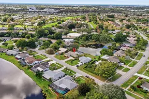 4480 Beechwood Lake Dr, Naples, FL 34112 - Photo 4