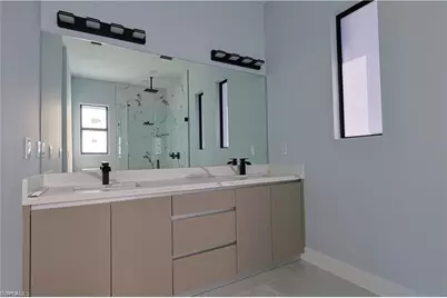 912 Bell Blvd S, Lehigh Acres, FL 33974 - Photo 6