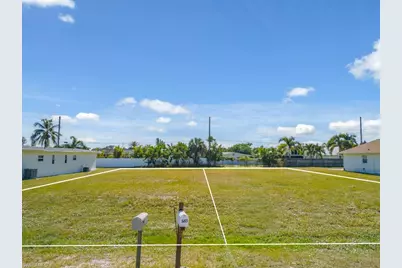 686 97th Ave N, Naples, FL 34108 - Photo 24