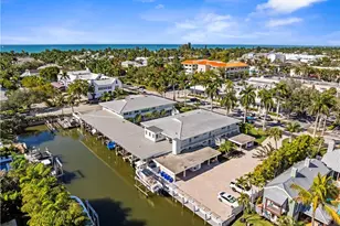 320 14th Ave S, Naples, FL 34102 - Photo 2