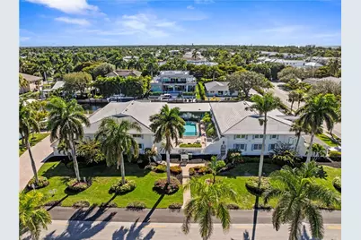 320 14th Ave S #320B, Naples, FL 34102 - Photo 1