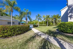 28871 Bermuda Lago Ct, Bonita Springs, FL 34134 - Photo 32