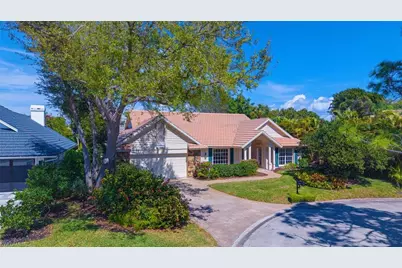 811 Arrowhead Ln, Naples, FL 34108 - Photo 4
