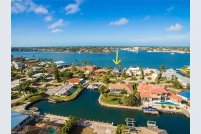 1535 Dolphin Ln, Naples, FL 34102 - Photo 1