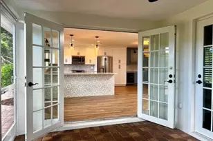 321 Burning Tree Dr, Naples, FL 34105 - Photo 6