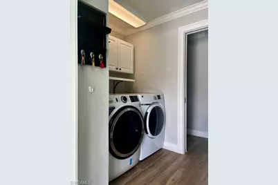 321 Burning Tree Dr, Naples, FL 34105 - Photo 20