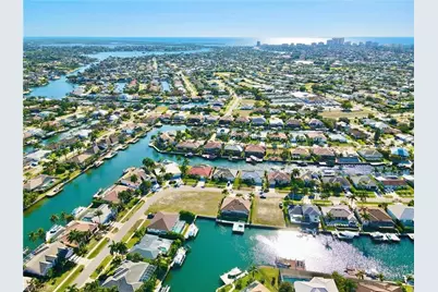 1540 Buccaneer Ct, Marco Island, FL 34145 - Photo 8