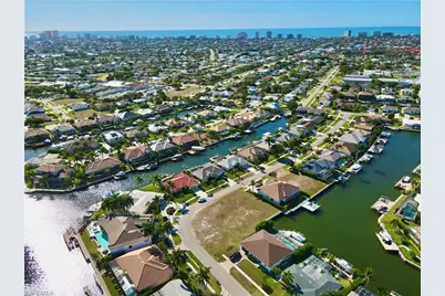 1540 Buccaneer Ct, Marco Island, FL 34145 - Photo 12