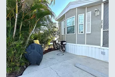 20180 Ponce De Leon Dr, Estero, FL 33928 - Photo 4