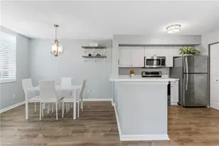 1260 Wildwood Lakes Blvd, Naples, FL 34104 - Photo 10