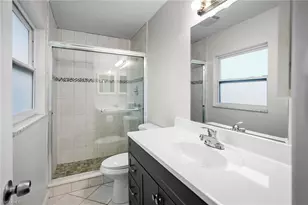 3581 Corana Way, Naples, FL 34105 - Photo 10