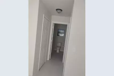 409 NW 8th Ter, Cape Coral, FL 33993 - Photo 6