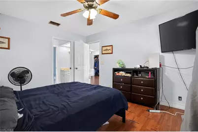 410 SE 2nd St, Cape Coral, FL 33990 - Photo 10