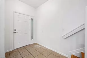 880 Hampton Cir, Naples, FL 34105 - Photo 14