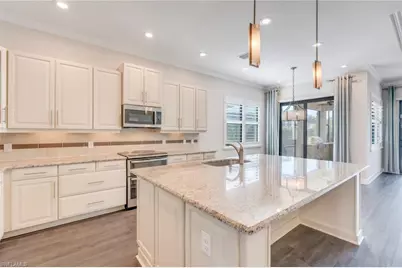 9276 Isla Bella Cir, Bonita Springs, FL 34135 - Photo 14