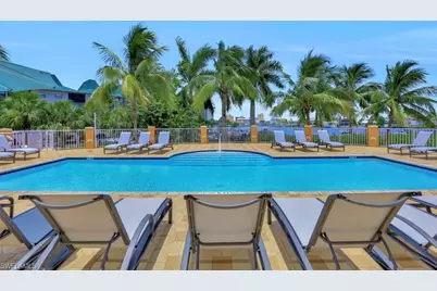 400 Flagship Dr #306, Naples, FL 34108 - Photo 16