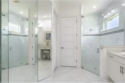 5060 Martinique Dr, Naples, FL 34113 - Photo 28