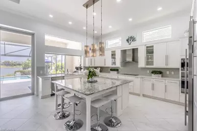 5060 Martinique Dr, Naples, FL 34113 - Photo 14