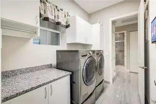 28560 Twain Dr, Bonita Springs, FL 34135 - Photo 30