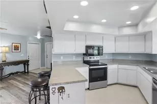 516 Roosevelt Ave, Lehigh Acres, FL 33936 - Photo 6