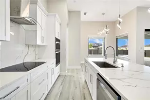 1020 NW 33rd Pl, Cape Coral, FL 33993 - Photo 10