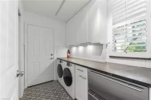 3622 Belair Ln, Naples, FL 34103 - Photo 6