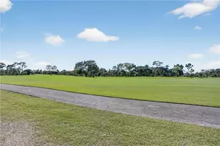 420 Fox Haven Dr, Naples, FL 34104 - Photo 28