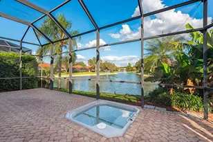 963 Fountain Run, Naples, FL 34119 - Photo 2