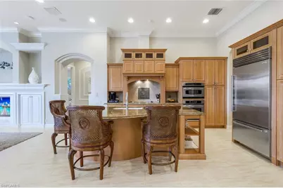 7511 Hogan Ct, Naples, FL 34113 - Photo 4